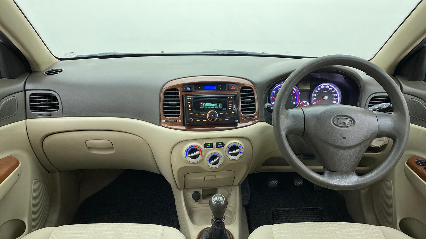 2010 Hyundai Verna TRANSFORM 1.6 VTVT, Petrol, Manual, 63,969 km, Dashboard