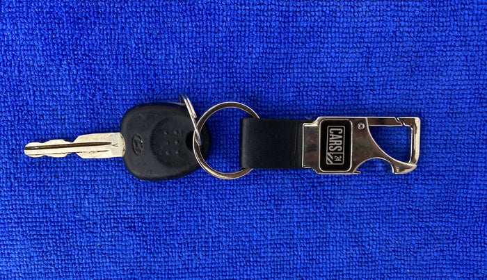 2010 Hyundai Verna TRANSFORM 1.6 VTVT, Petrol, Manual, 63,969 km, Key Close Up