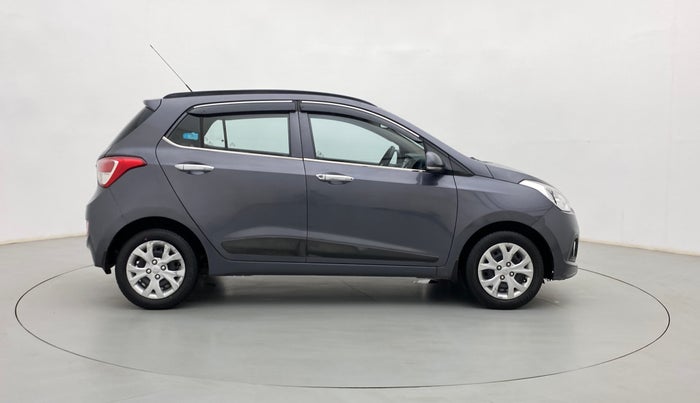 2016 Hyundai Grand i10 SPORTZ 1.2 KAPPA VTVT, Petrol, Manual, 39,206 km, Right Side View
