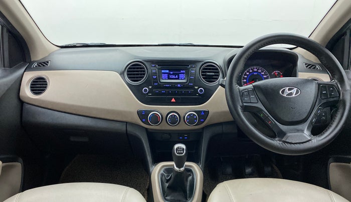2016 Hyundai Grand i10 SPORTZ 1.2 KAPPA VTVT, Petrol, Manual, 39,206 km, Dashboard