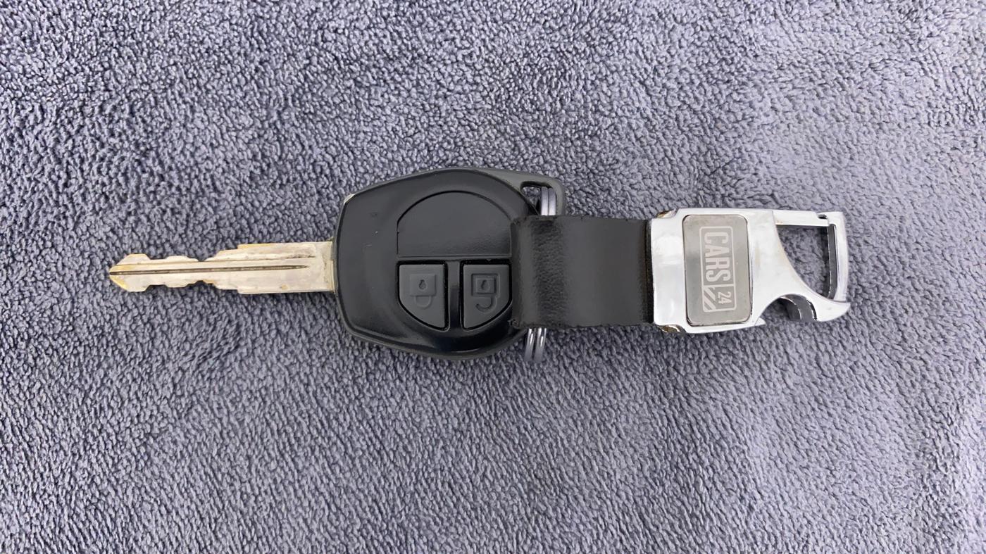 2015 Maruti Swift VXI, Petrol, Manual, 39,837 km, Key Close Up