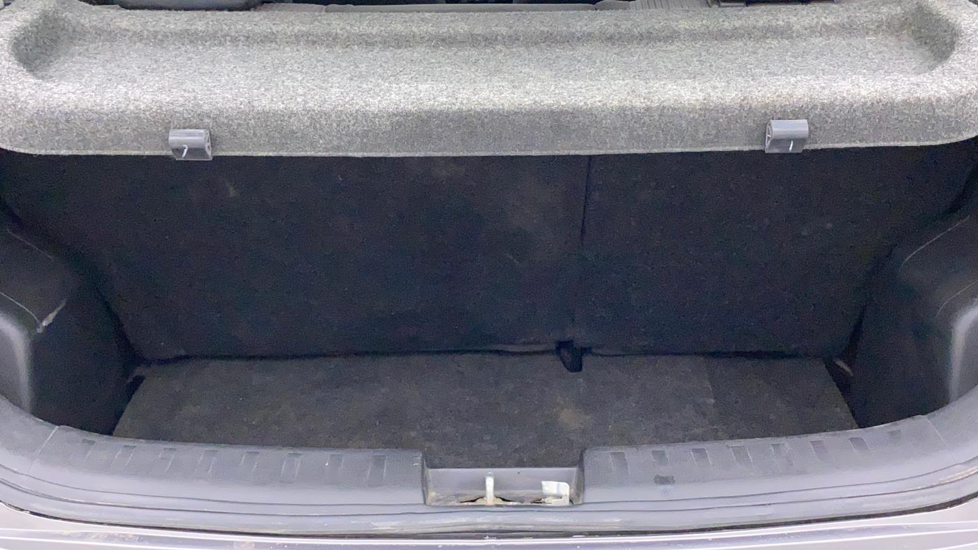 2015 Maruti Swift VXI, Petrol, Manual, 39,837 km, Boot Inside