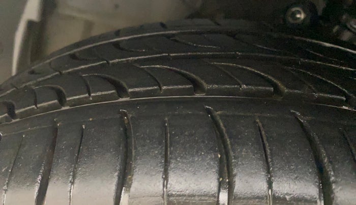 2016 Honda Jazz 1.2L I-VTEC S, Petrol, Manual, 76,154 km, Left Front Tyre Tread