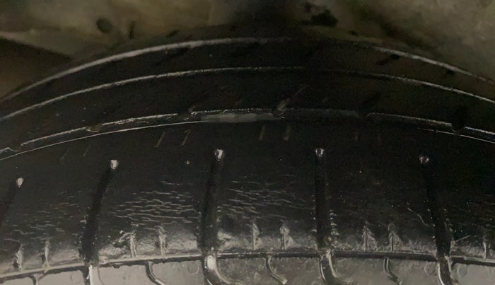 2016 Honda Jazz 1.2L I-VTEC S, Petrol, Manual, 76,154 km, Right Rear Tyre Tread