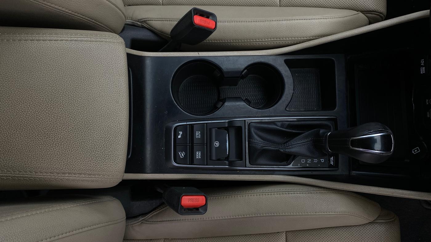 2019 Hyundai Tucson GLS 2WD AT PETROL, Petrol, Automatic, 1,12,737 km, Gear Lever