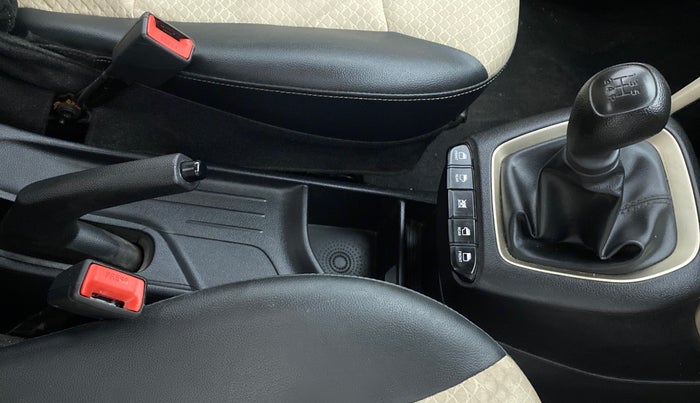 2019 Hyundai NEW SANTRO 1.1 MAGNA MT, Petrol, Manual, 22,871 km, Gear Lever