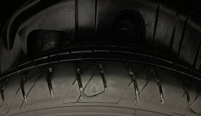 2019 Mahindra XUV300 W8 (O) 1.5 DIESEL, Diesel, Manual, 87,592 km, Left Rear Tyre Tread