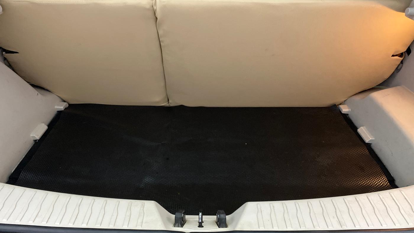 2019 Mahindra XUV300 W8 (O) 1.5 DIESEL, Diesel, Manual, 87,440 km, Boot Inside