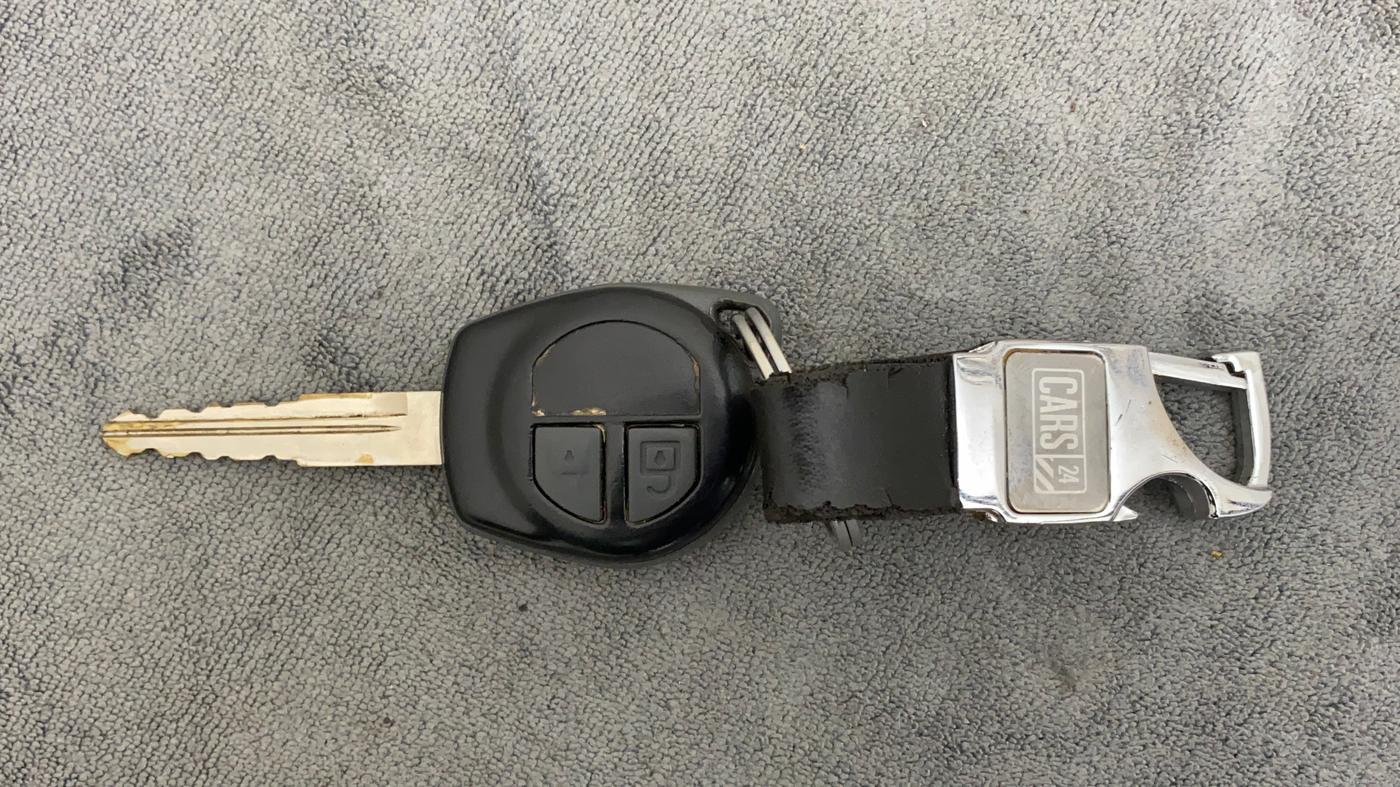 2014 Maruti Ertiga VXI, Petrol, Manual, 61,950 km, Key Close Up