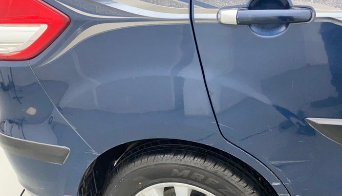2014 Maruti Ertiga VXI, Petrol, Manual, 61,950 km, Right quarter panel - Minor scratches