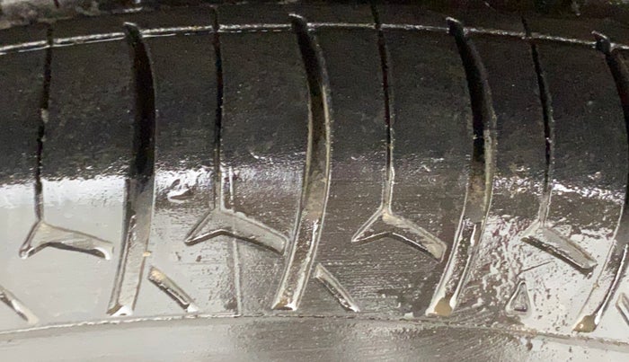 2018 Tata Tiago XT PETROL, Petrol, Manual, 42,758 km, Left Front Tyre Tread