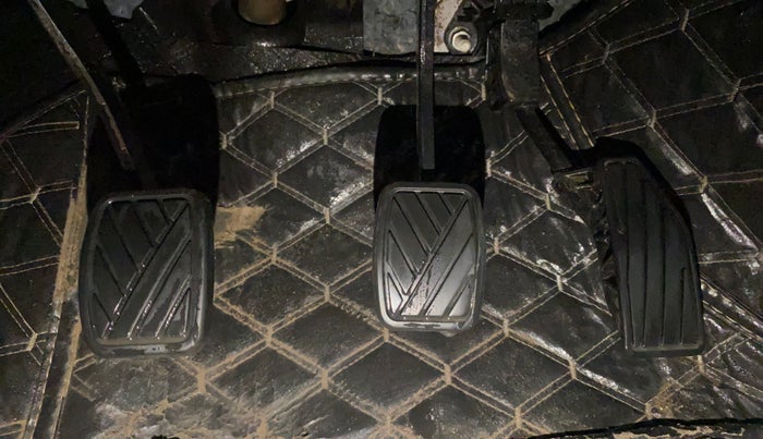 2023 Maruti Swift VXI, Petrol, Manual, 37,670 km, Pedals