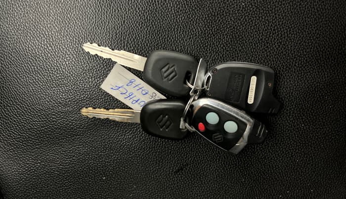 2019 Maruti Swift LXI, Petrol, Manual, 87,691 km, Key Close Up