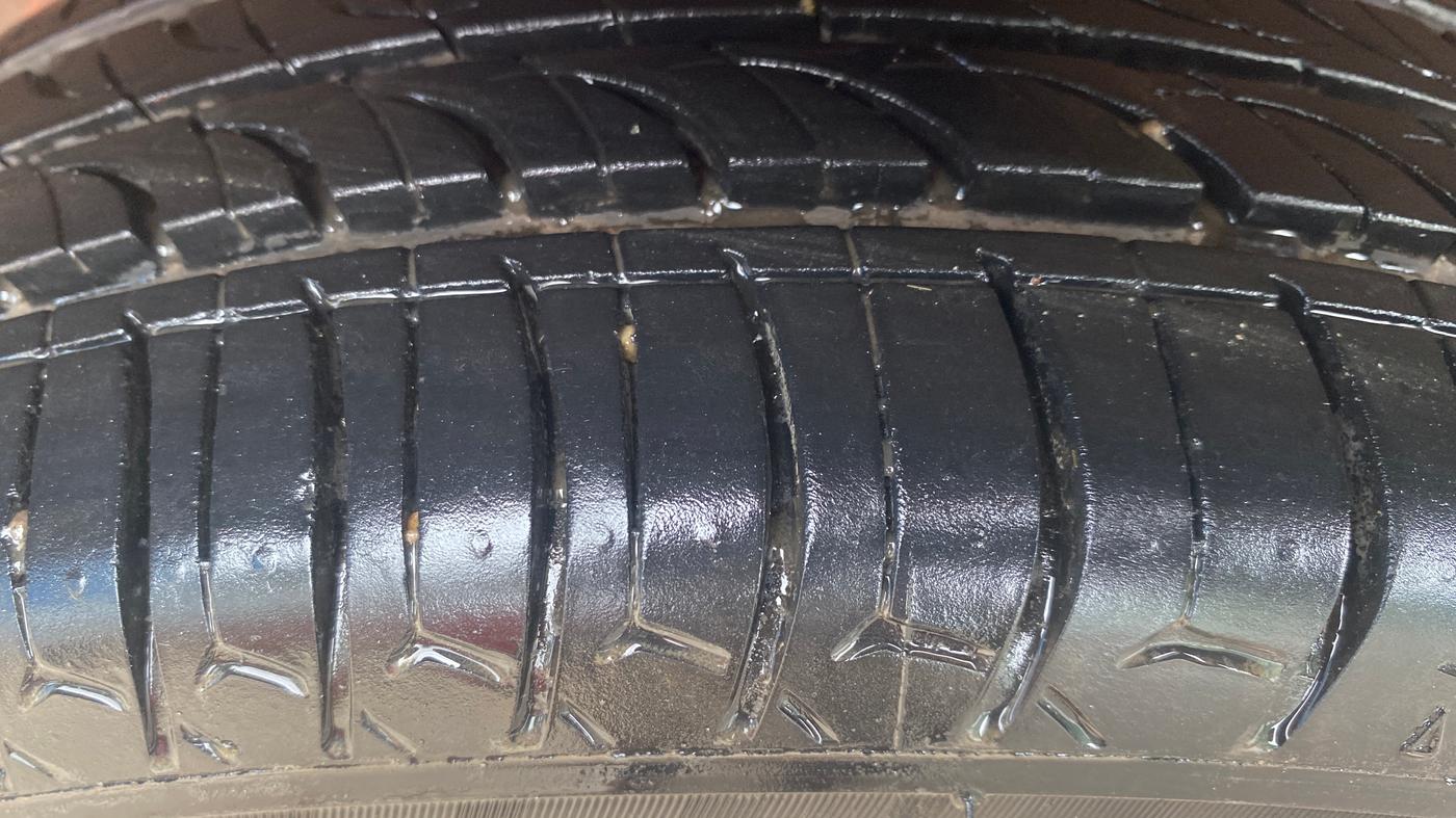 2017 Maruti Alto K10 VXI, Petrol, Manual, 98,670 km, Right Front Tyre Tread