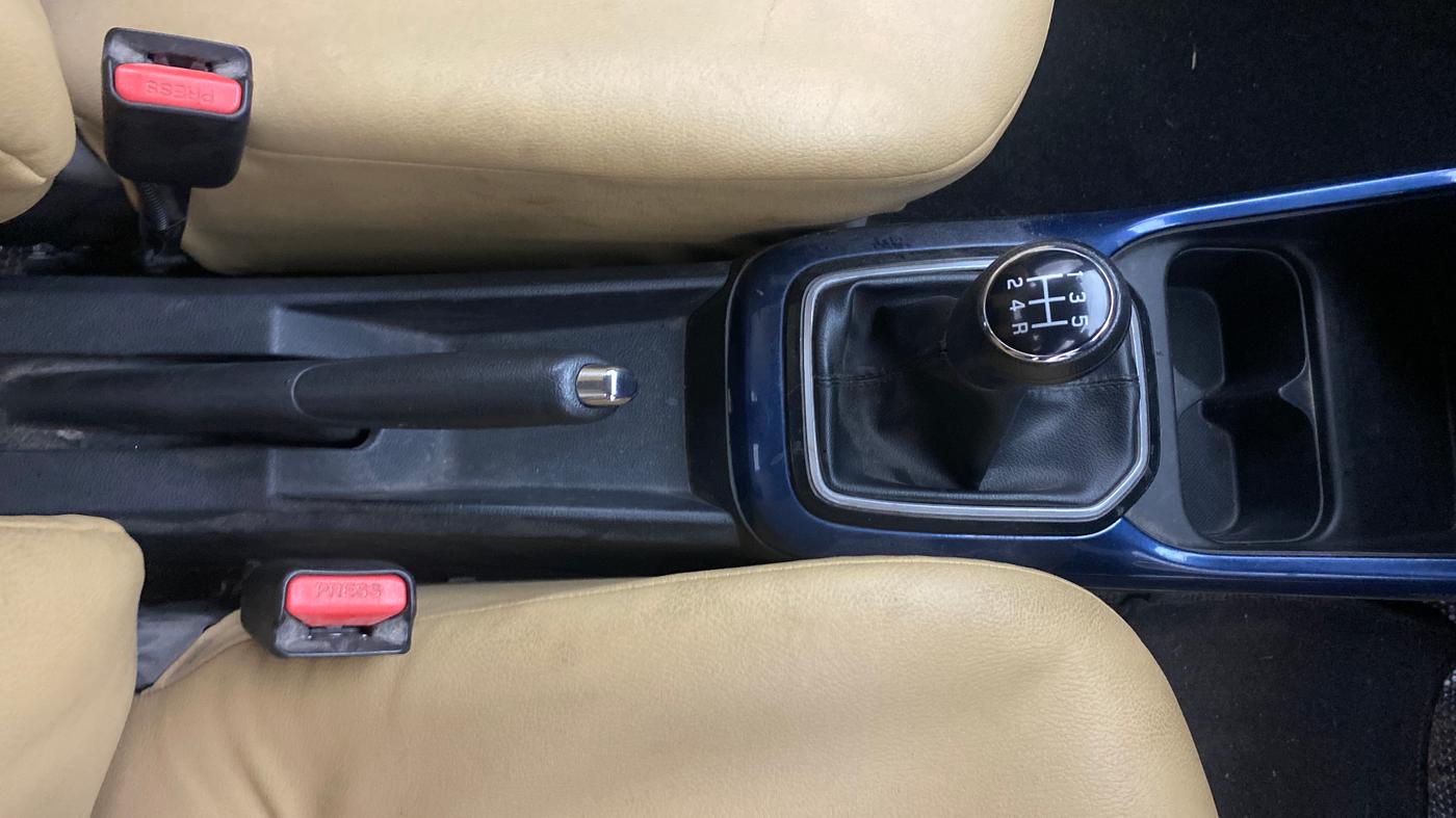 2021 Maruti IGNIS ZETA 1.2, Petrol, Manual, 27,515 km, Gear Lever