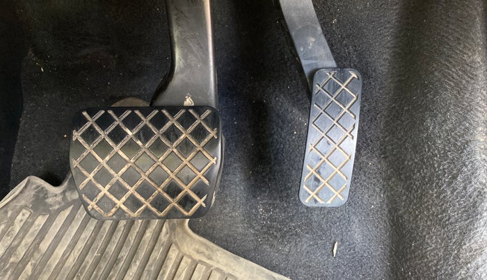 2017 Skoda Superb L&K 1.8 TSI AT, Petrol, Automatic, 42,342 km, Pedals