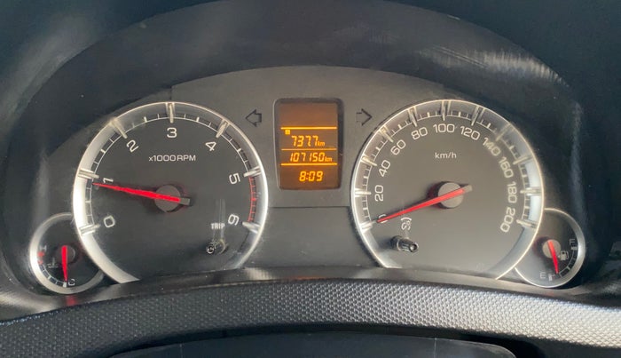 2014 Maruti Swift VDI, Diesel, Manual, 1,07,149 km, Odometer Image