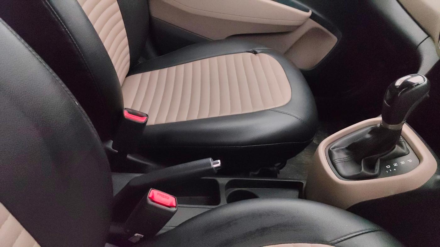 2018 Hyundai Grand i10 SPORTZ AT 1.2 KAPPA VTVT, Petrol, Automatic, 43,805 km, Gear Lever