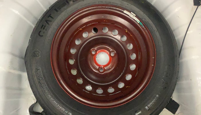 2021 Renault Kwid RXT 1.0 AMT (O), Petrol, Automatic, 28,418 km, Spare Tyre