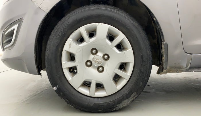 2013 Hyundai i20 MAGNA (O) 1.2, Petrol, Manual, 94,424 km, Left Front Wheel