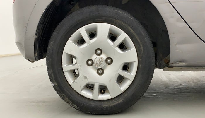 2013 Hyundai i20 MAGNA (O) 1.2, Petrol, Manual, 94,424 km, Right Rear Wheel