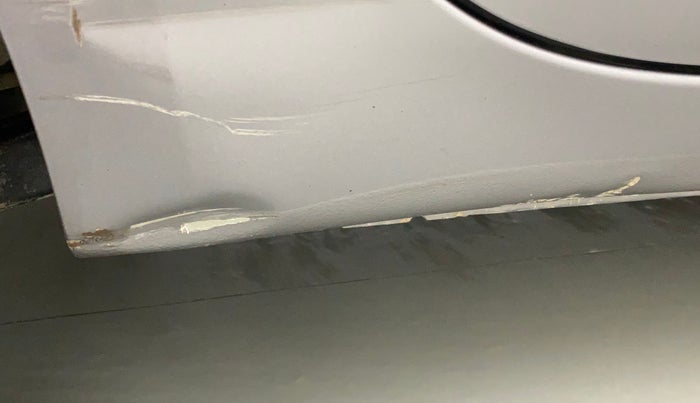 2013 Hyundai i20 MAGNA (O) 1.2, Petrol, Manual, 94,424 km, Right running board - Slightly dented