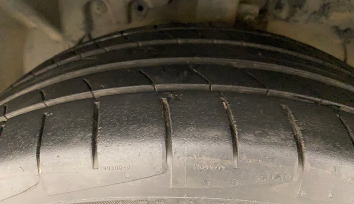 2016 Ford Ecosport TITANIUM 1.5L PETROL, Petrol, Manual, 46,945 km, Left Front Tyre Tread