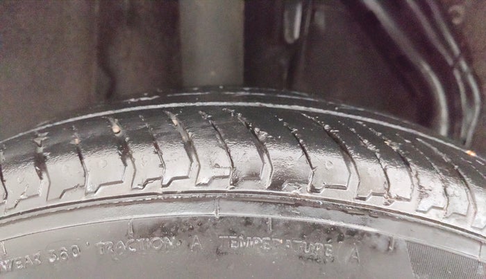 2024 Renault Kiger RXZ MT, Petrol, Manual, 38,293 km, Right Rear Tyre Tread