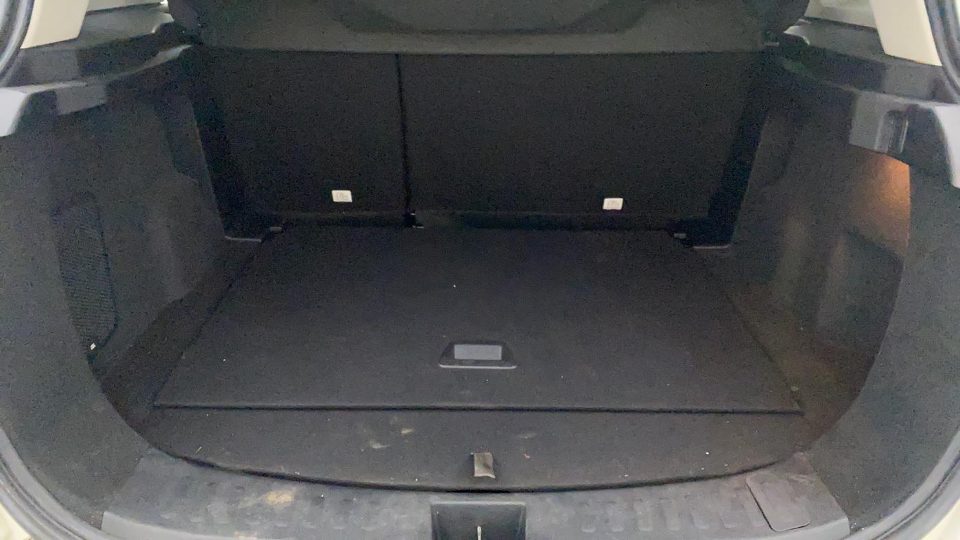 2019 Tata Harrier XZ 2.0L, Diesel, Manual, 88,987 km, Boot Inside