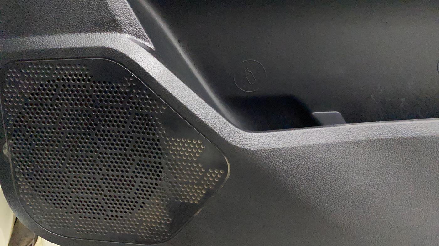 2019 Tata Harrier XZ 2.0L, Diesel, Manual, 88,987 km, Speaker