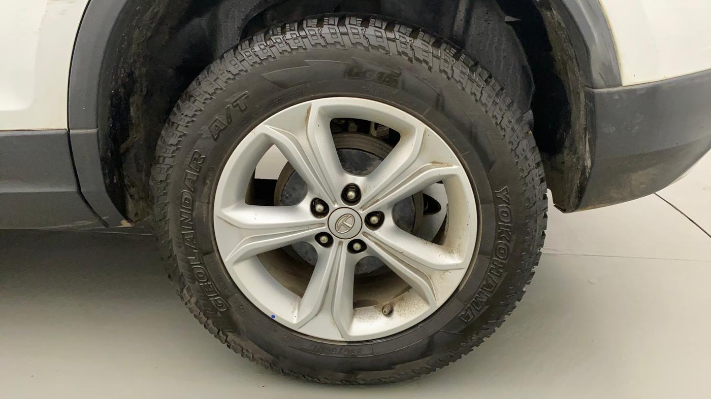 2019 Tata Harrier XZ 2.0L, Diesel, Manual, 88,987 km, Left Rear Wheel