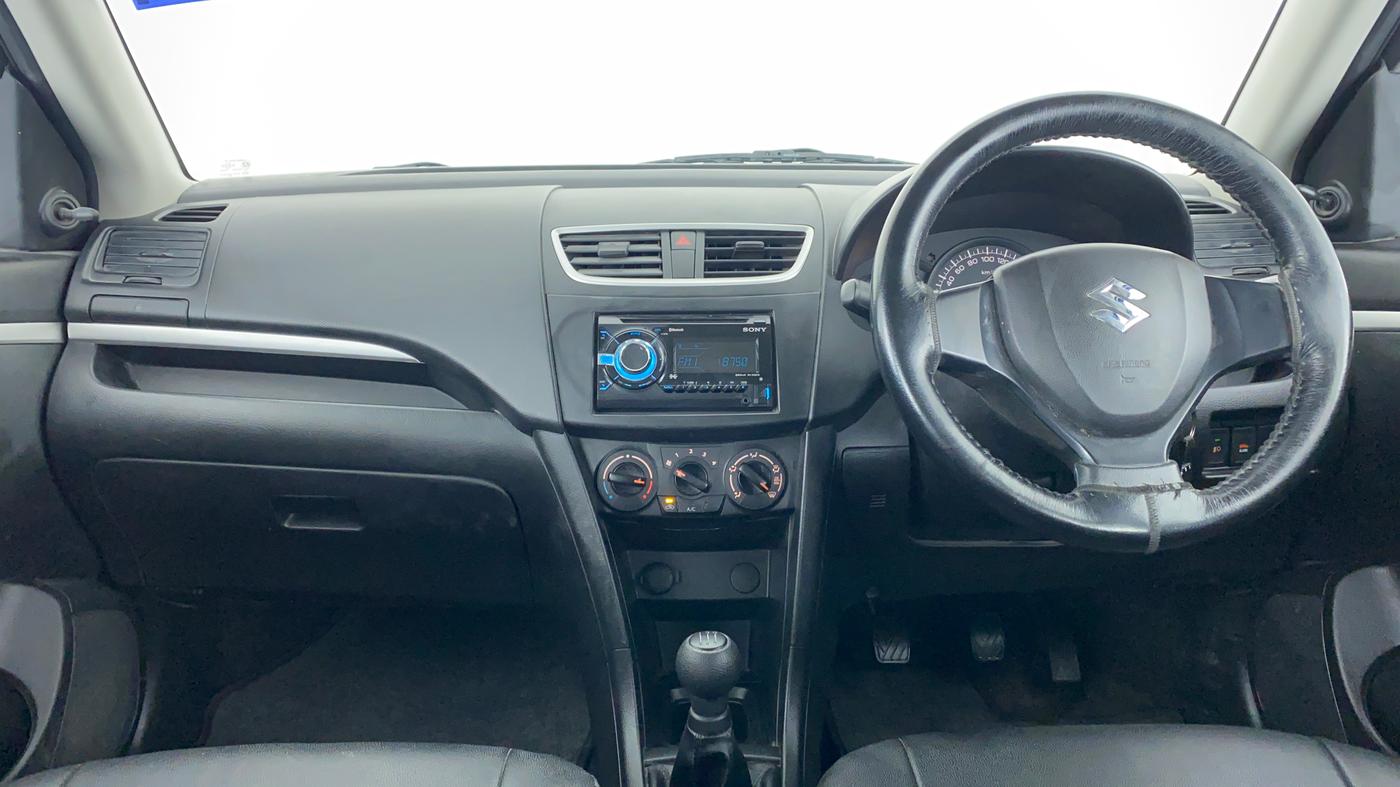 2017 Maruti Swift LXI OPT, Petrol, Manual, 23,325 km, Dashboard
