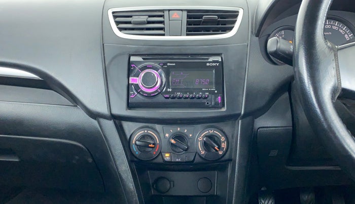 2017 Maruti Swift LXI OPT, Petrol, Manual, 23,325 km, Air Conditioner