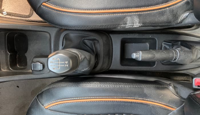 2019 Renault Kwid RXL, Petrol, Manual, 9,139 km, Gear Lever