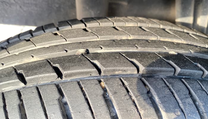2019 Renault Kwid RXL, Petrol, Manual, 9,139 km, Right Rear Tyre Tread