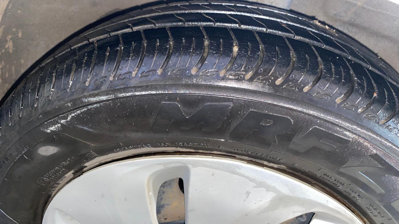 2017 Maruti Celerio ZXI AMT (O), Petrol, Automatic, 71,741 km, Right Front Tyre Tread