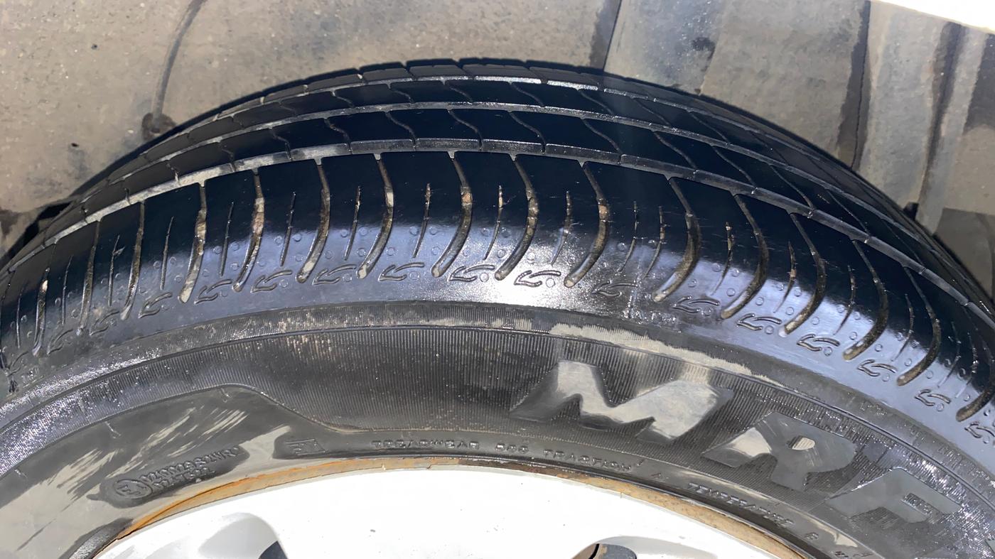 2017 Maruti Celerio ZXI AMT (O), Petrol, Automatic, 71,741 km, Left Rear Tyre Tread
