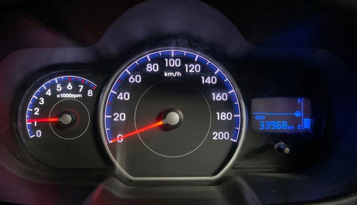 2015 Hyundai i10 SPORTZ 1.1, Petrol, Manual, 33,960 km, Odometer Image