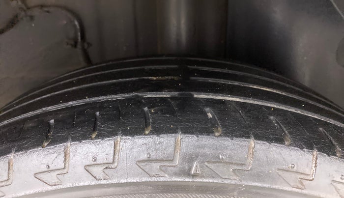 2020 Tata ALTROZ XT PETROL, Petrol, Manual, 58,192 km, Left Rear Tyre Tread