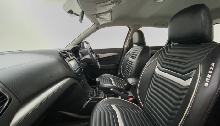 2018 Maruti Vitara Brezza ZDI, Diesel, Manual, 38,748 km, Right Side Front Door Cabin
