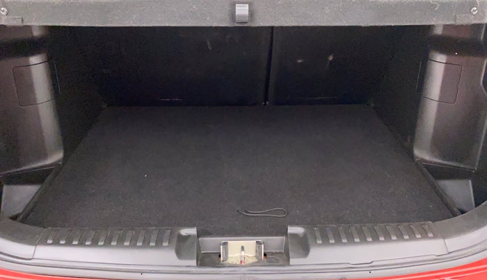 2018 Maruti Vitara Brezza ZDI, Diesel, Manual, 38,748 km, Boot Inside