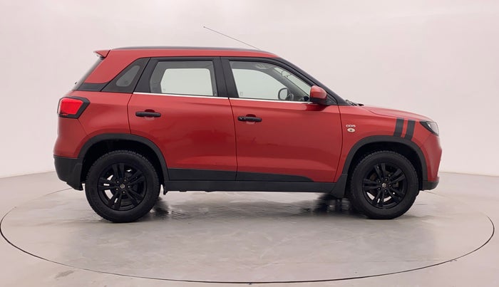2018 Maruti Vitara Brezza ZDI, Diesel, Manual, 38,748 km, Right Side View