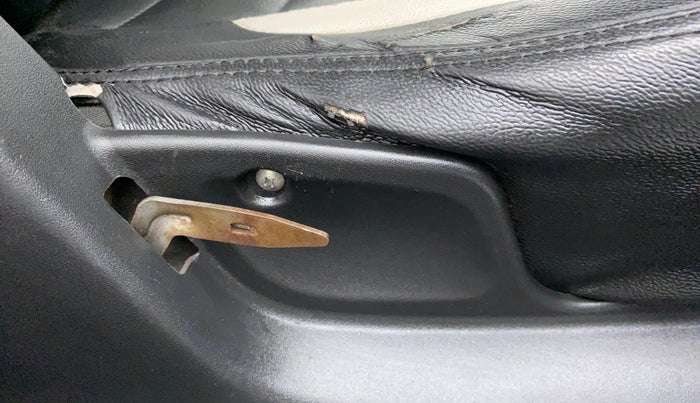 2017 Maruti Swift VXI, Petrol, Manual, 99,645 km, Driver Side Adjustment Panel