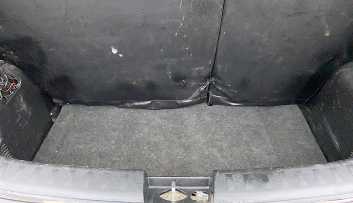 2017 Maruti Swift VXI, Petrol, Manual, 99,645 km, Boot Inside