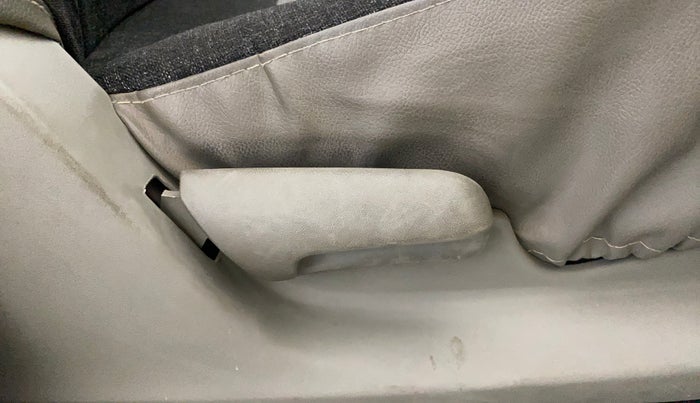 2016 Maruti Celerio ZXI AMT, Petrol, Automatic, 90,834 km, Driver Side Adjustment Panel