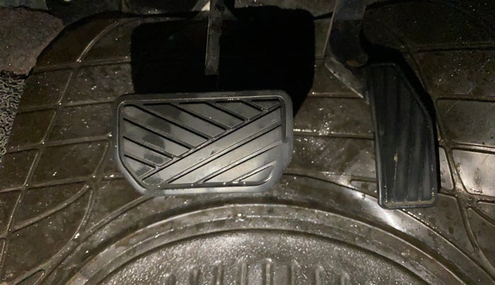 2016 Maruti Celerio ZXI AMT, Petrol, Automatic, 90,834 km, Pedals