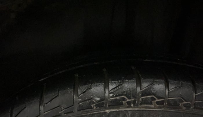 2022 Maruti S Cross SIGMA 1.5, Petrol, Manual, 69,882 km, Left Rear Tyre Tread