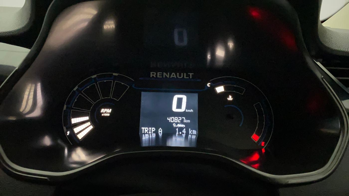 2022 Renault TRIBER RXT, Petrol, Manual, 40,826 km, Odometer Image