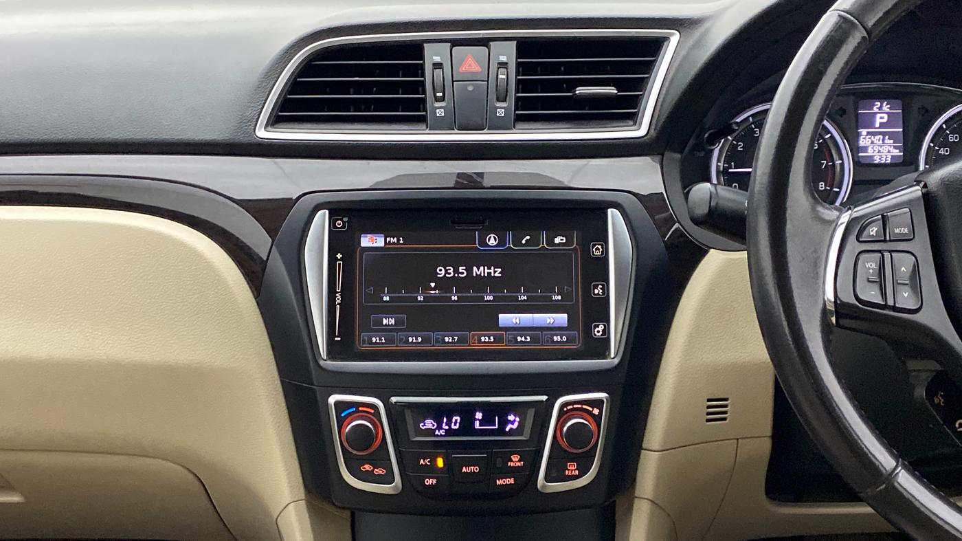2016 Maruti Ciaz ZXI+ AT, Petrol, Automatic, 69,482 km, Air Conditioner