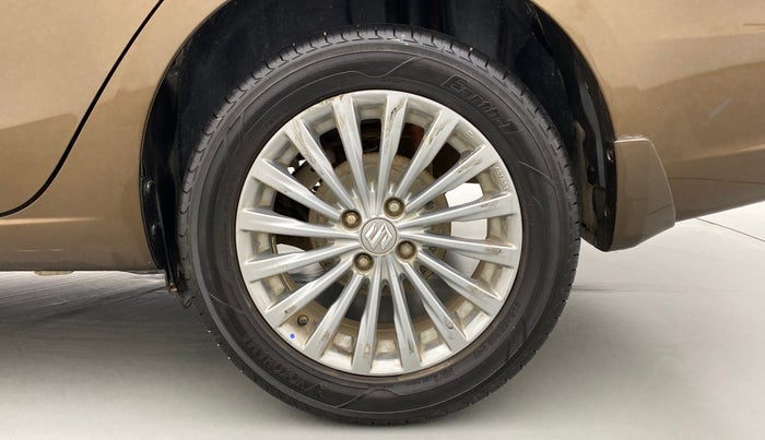 2016 Maruti Ciaz ZXI+ AT, Petrol, Automatic, 69,482 km, Left Rear Wheel